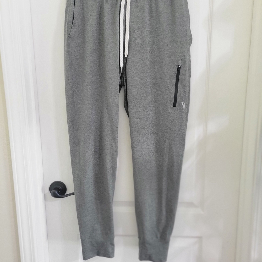 Vuori Green Heather Joggers with Zip Pocket